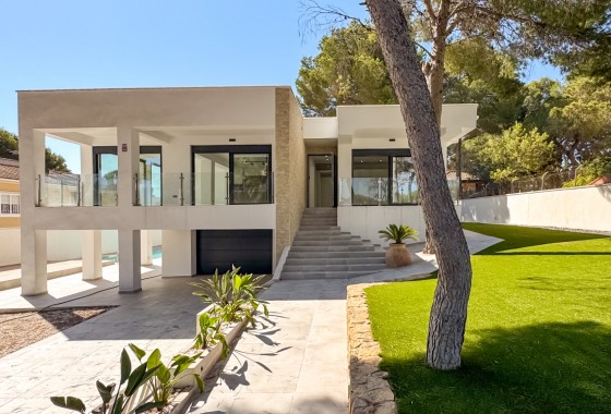 Villa - Sale - Torrevieja* - Los Balcones