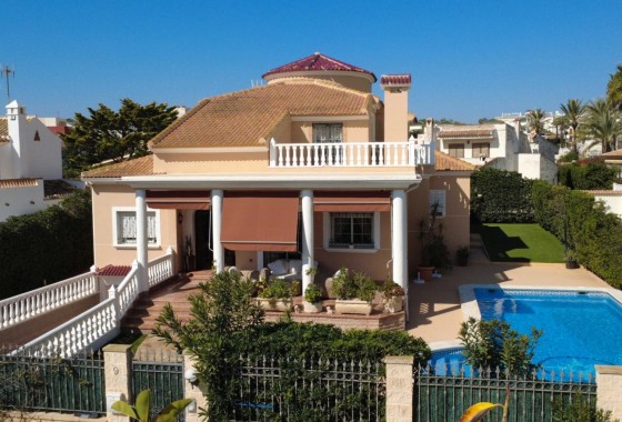 Villa - Sale - Torrevieja - Torrelamata - La Mata