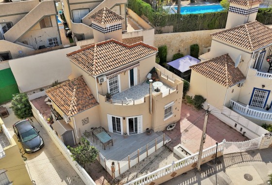 Villa - Sale - Villamartin - Villamartin