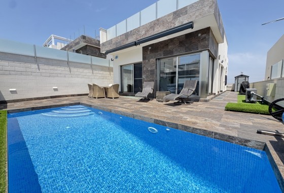 Villa - Sale - Villamartin - Villamartin