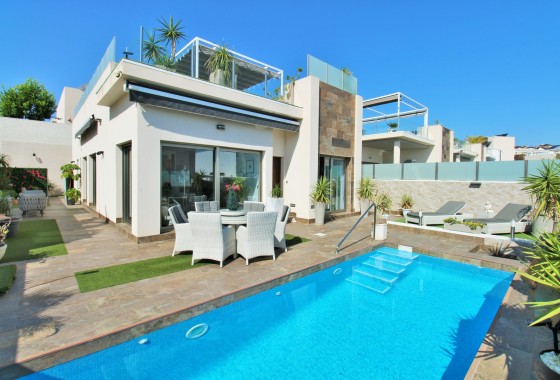 Villa - Sale - Villamartin - Villamartin