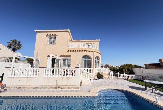 Villa - Sale - Villamartin - Villamartin