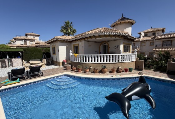 Villa - Sale - Villamartin - Villamartin