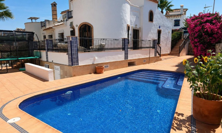 Villa - Venta - Algorfa -
                La Finca Golf Resort