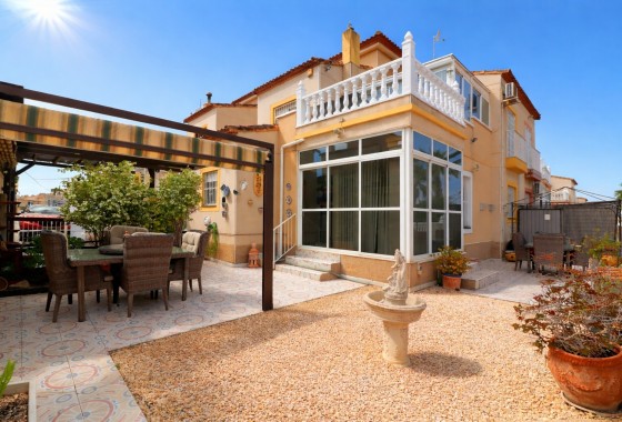 Villa - Venta - Algorfa - Montebello