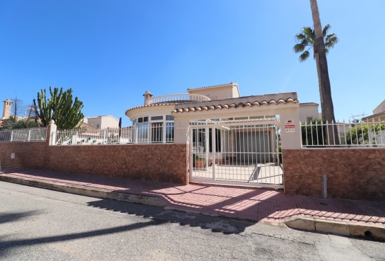 Villa - Venta - Ciudad Quesada - Atalayas