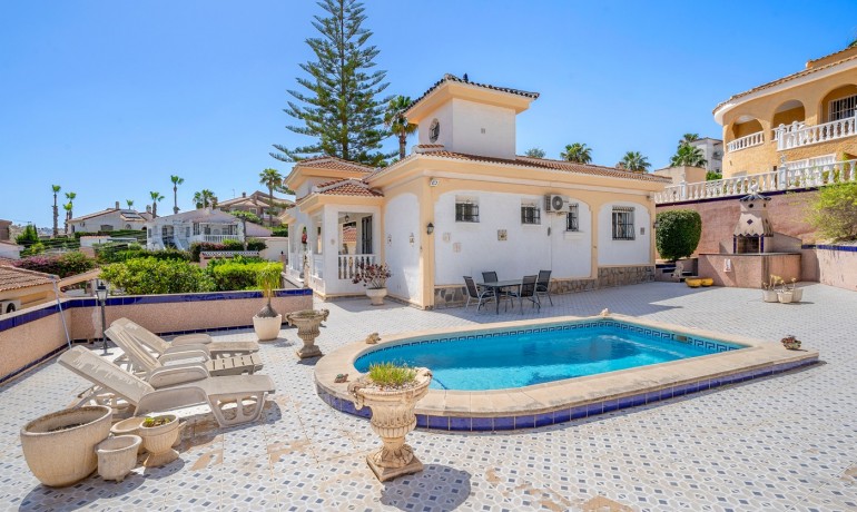 Villa - Venta - Ciudad Quesada -
                La Marquesa