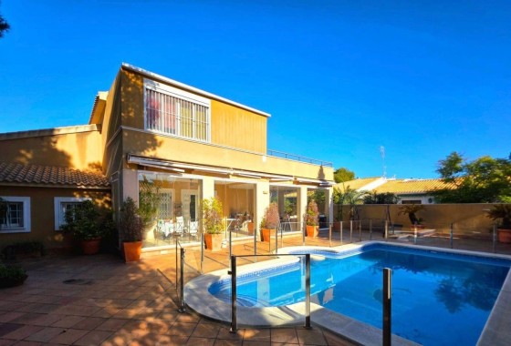 Villa - Venta - Dehesa de campoamor - Campoamor