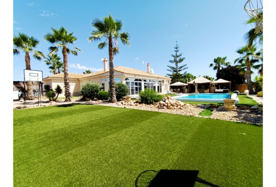 Villa - Venta - Gea Y Truyols - Gea Y Truyols