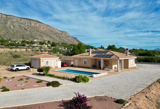 Villa - Venta - Hondón de las Nieves - Hondón de las Nieves