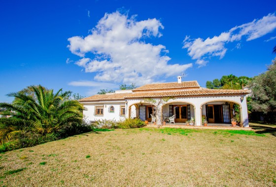 Villa - Venta - Jávea / Xàbia - Partides comunes - Adsubia