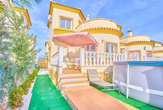Villa - Venta - Los Montesinos - La Herada