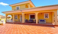Villa - Venta -
             - MO-27631