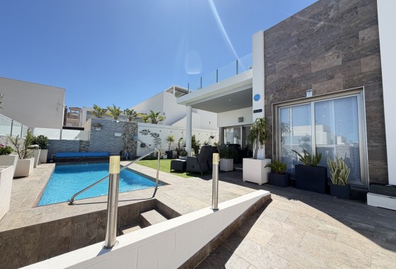 Villa - Venta - Orihuela Costa - Villamartin