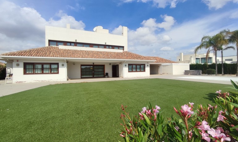 Villa - Venta - Peraleja Golf Resort -
                Peraleja Golf Resort