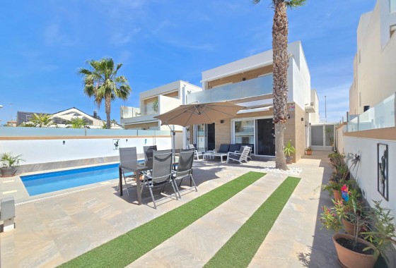 Villa * - Venta - Pilar de la Horadada * - Pilar de la Horadada *