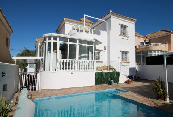 Villa - Venta - San Miguel de Salinas - San Miguel de Salinas Alicante