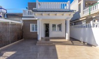 Villa - Venta -
            Torrevieja - UR-20781