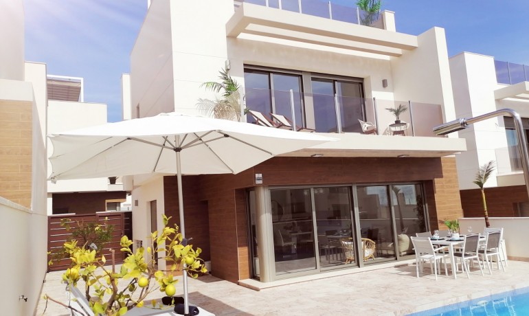 Villa - Venta - Villamartín -
                Villamartín