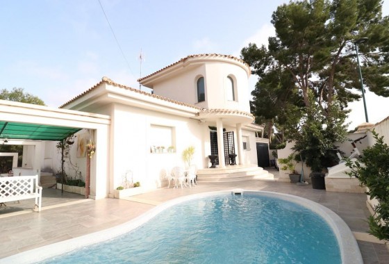 Villa - Venta -  - 