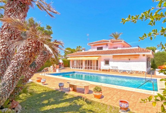 Villa - Venta -  - 