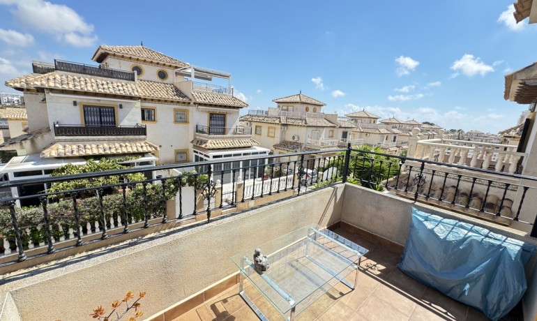 Revente - Maison - Quadruple -
Orihuela Costa* - Villamartin*