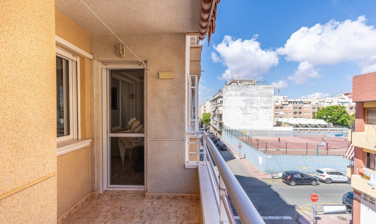 Revente - Appartement / Flat -
Torrevieja* - Playa de los Locos*