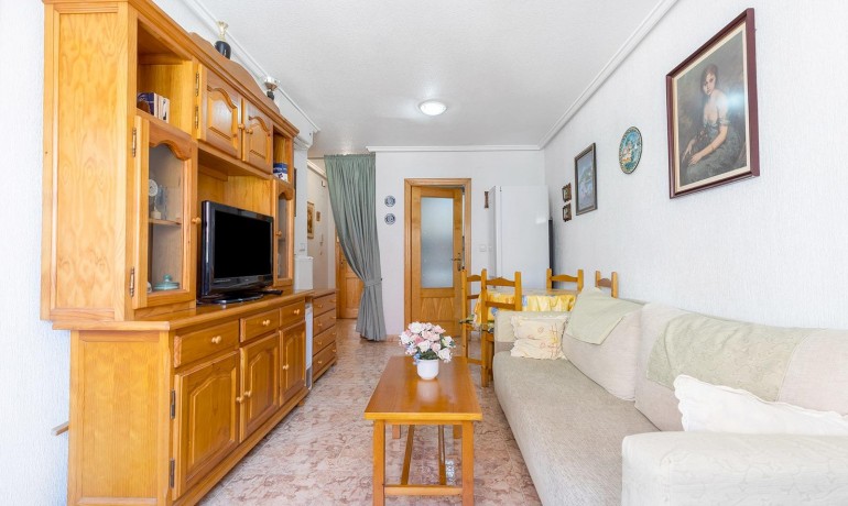 Sale - Apartment / Flat -
Torrevieja* - Playa de los Locos*