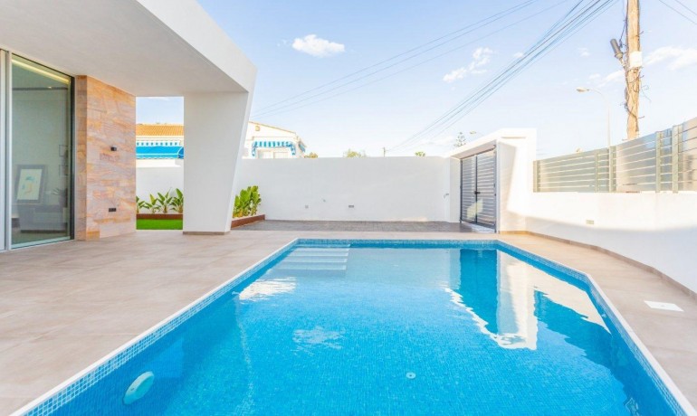 Nieuwbouw - Villa -
Torrevieja* - Torreta Florida*