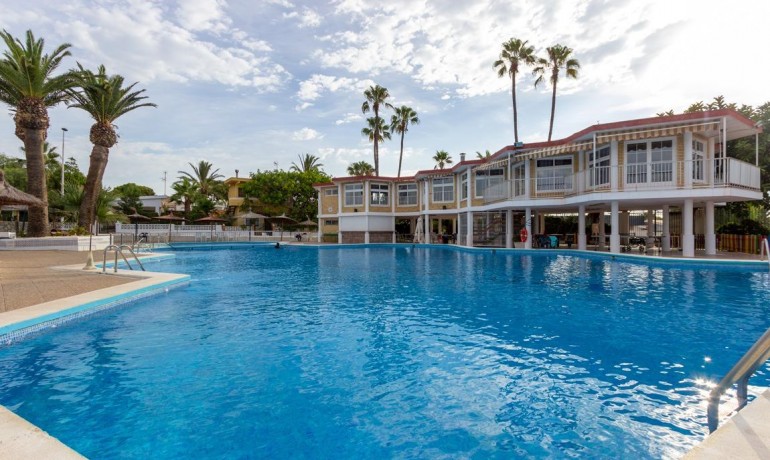 Herverkoop - Villa -
Torrevieja* - Aguas nuevas 1