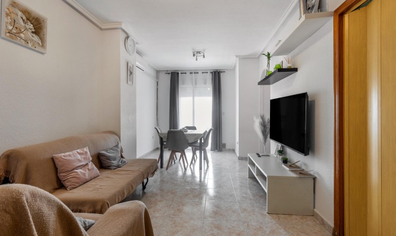 Revente - Appartement / Flat -
Torrevieja - Nueva Torrevieja