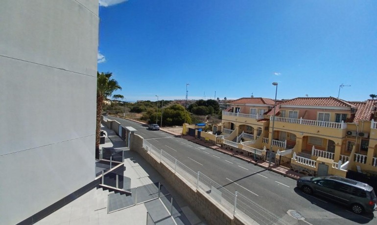 Sale - Apartment / Flat -
Orihuela Costa - Las Filipinas