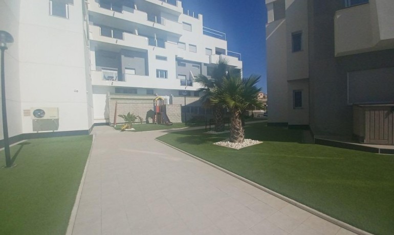 Sale - Apartment / Flat -
Orihuela Costa - Las Filipinas