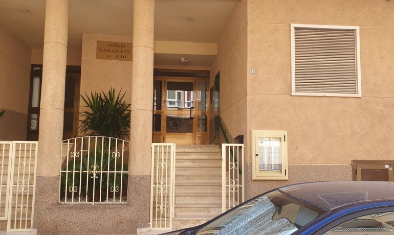 Sale - Apartment / Flat -
Guardamar del Segura - Los secanos