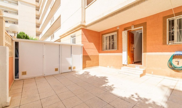 Revente - Appartement / Flat -
Torrevieja - Nueva Torrevieja