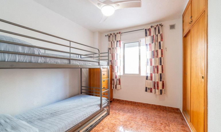 Herverkoop - Appartement / Flat -
Torrevieja - Nueva Torrevieja