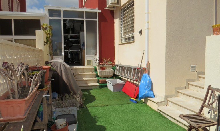 Sale - Townhouse -
Orihuela* - Villamartin