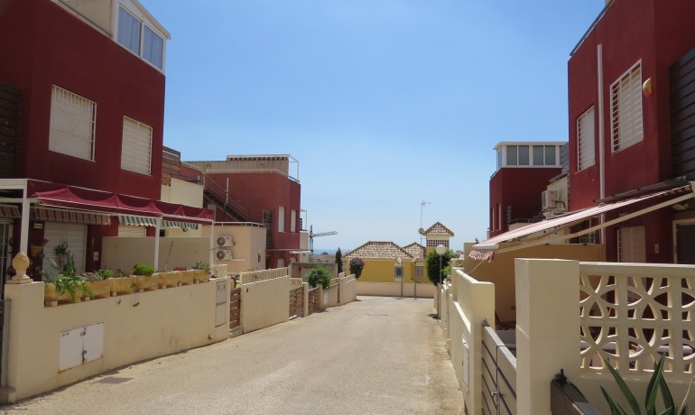 Sale - Townhouse -
Orihuela - Villamartin