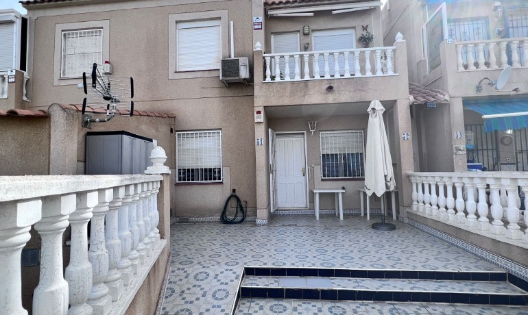 Herverkoop - Appartement / Flat -
Torrevieja - El Limonar