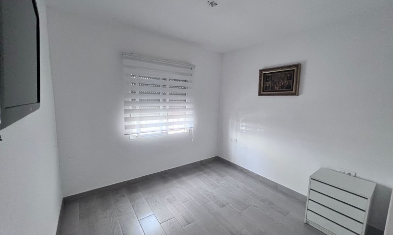 Herverkoop - Appartement / Flat -
Torrevieja - El Limonar