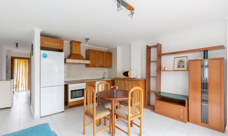 Revente - Appartement / Flat -
Torrevieja* - Habaneras