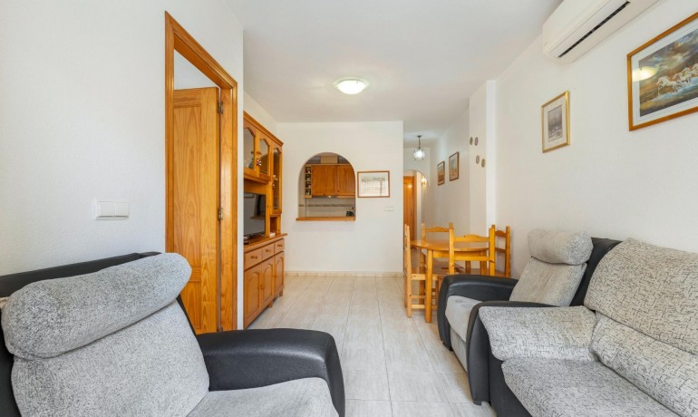 Sale - Apartment / Flat -
Torrevieja - El molino