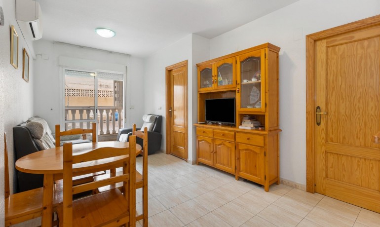 Revente - Appartement / Flat -
Torrevieja - El molino