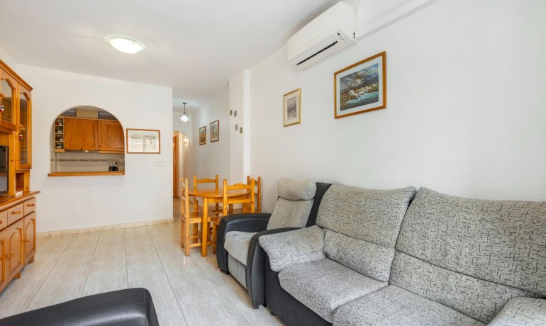 Revente - Appartement / Flat -
Torrevieja* - El molino