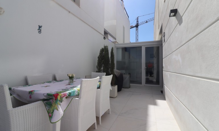 Venta - Villa -
