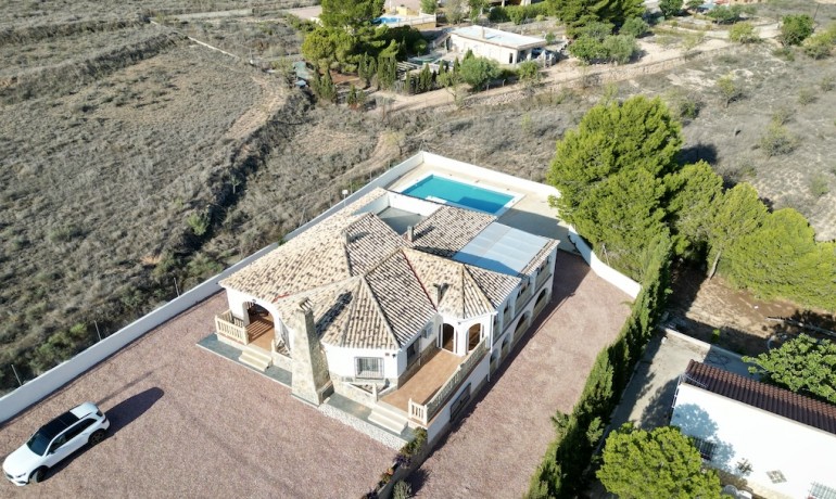 Sale - Villa -
Alicante* - Hondon de los Frailes*