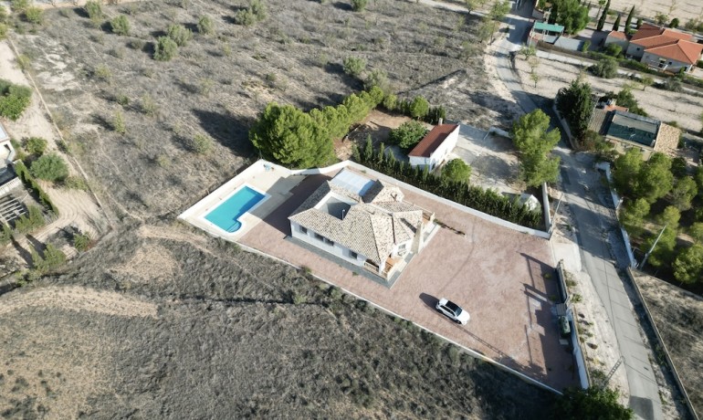 Sale - Villa -
Alicante* - Hondon de los Frailes*