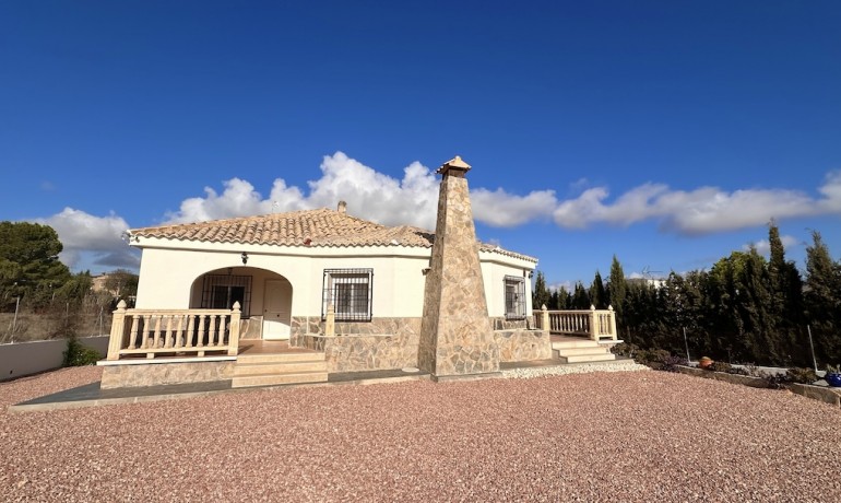 Herverkoop - Villa -
Alicante* - Hondon de los Frailes*