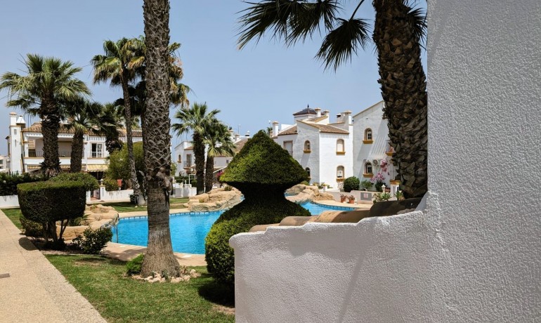 Sale - Villa -
Orihuela Costa* - Los Dolses*