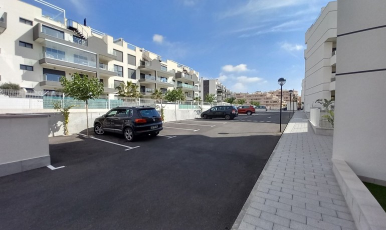 Revente - Appartement / Flat -
Orihuela Costa* - Villamartin*